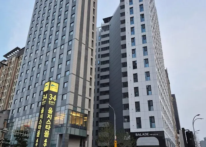 편안한 집, 신축 건물, 동대문역사문화공원역 아파트 *